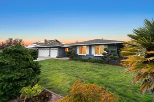 2060 Touraine Ln, Half Moon Bay, CA 94019 - Photo 5