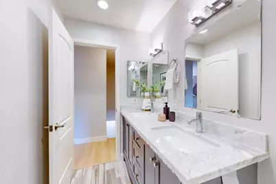 192 Oakbrook Cir, San Jose, CA 95139 - Photo 13