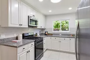 383 Burnett Ave, Santa Clara, CA 95051 - Photo 13