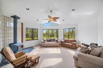 19862 Paso Robles Ave, Redding, CA 96003 - Photo 7