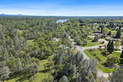 19862 Paso Robles Ave, Redding, CA 96003 - Photo 55
