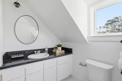 131 Barroilhet Ave, San Mateo, CA 94401 - Photo 23