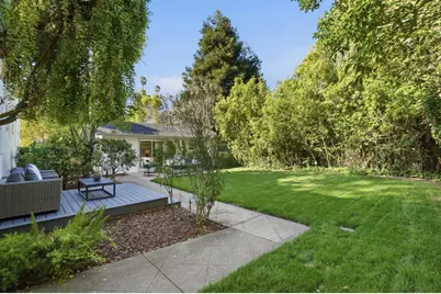 131 Barroilhet Ave, San Mateo, CA 94401 - Photo 29