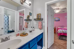725 McKinley St, Los Banos, CA 93635 - Photo 27