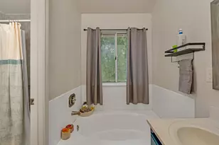 725 McKinley St, Los Banos, CA 93635 - Photo 37