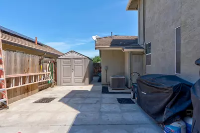 725 McKinley St, Los Banos, CA 93635 - Photo 39
