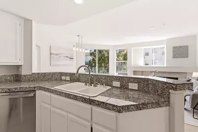 601 Baltic Cir 627, Redwood City, CA 94065 - Photo 9