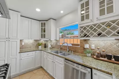 660 Hamilton Ln, Santa Clara, CA 95051 - Photo 13