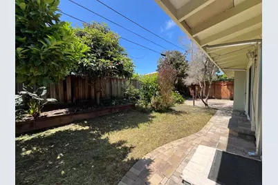 183 Thompson Sq, Mountain View, CA 94043 - Photo 7