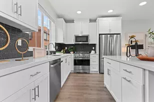 541 Walker Dr, Mountain View, CA 94043 - Photo 9