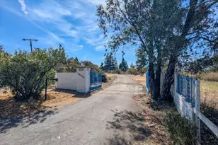 28320 Loma Prieta Way, Los Gatos, CA 95033 - Photo 15