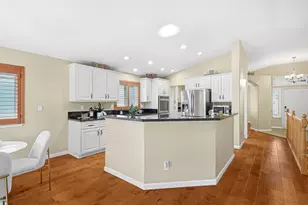 8158 Canyon Creek Cir, Pleasanton, CA 94588 - Photo 17