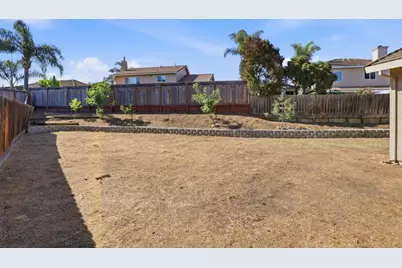 1271 Payette Cir, Hollister, CA 95023 - Photo 31