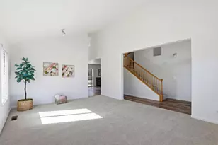 1271 Payette Cir, Hollister, CA 95023 - Photo 7