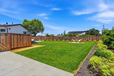 235 McEvoy St, Redwood City, CA 94061 - Photo 29