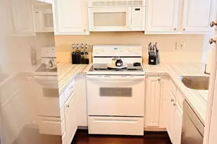 614 Devlin Ct, San Jose, CA 95133 - Photo 3