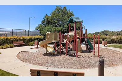 19138 Chinook Ct, Morgan Hill, CA 95037 - Photo 31