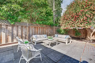 10 Wayne Ct, Redwood City, CA 94063 - Photo 29