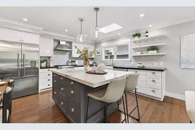 10 Wayne Ct, Redwood City, CA 94063 - Photo 11
