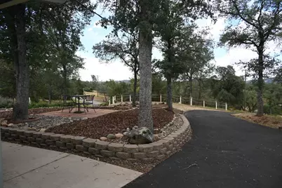 42924 Deep Forest Dr, Coarsegold, CA 93614 - Photo 3