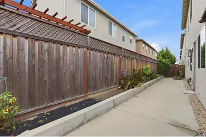 894 Brennan Way, Hollister, CA 95023 - Photo 35
