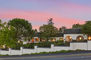 555 Chateau Dr, Hillsborough, CA 94010 - Photo 13