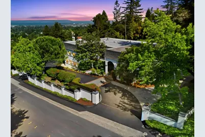 555 Chateau Dr, Hillsborough, CA 94010 - Photo 11