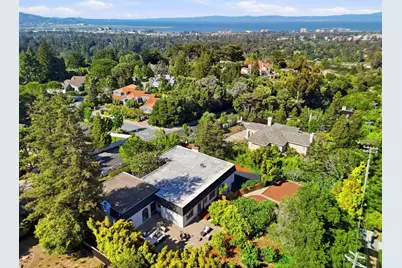 555 Chateau Dr, Hillsborough, CA 94010 - Photo 55