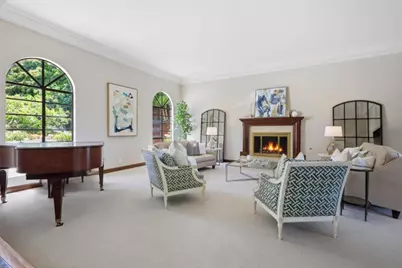 555 Chateau Dr, Hillsborough, CA 94010 - Photo 5