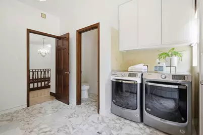 555 Chateau Dr, Hillsborough, CA 94010 - Photo 37