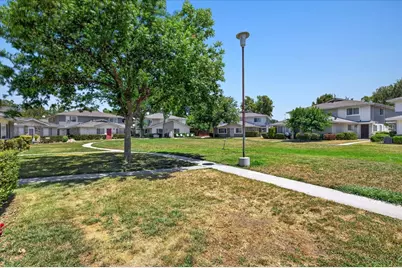 5479 Tyhurst Wkwy 1, San Jose, CA 95123 - Photo 5