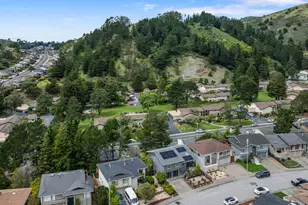 1125 Rainier Ave, Pacifica, CA 94044 - Photo 59