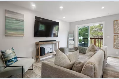 1125 Rainier Ave, Pacifica, CA 94044 - Photo 5