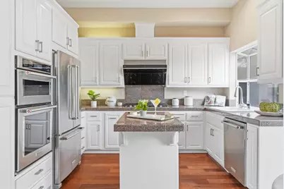 2180 Vizcaya Cir, Campbell, CA 95008 - Photo 11