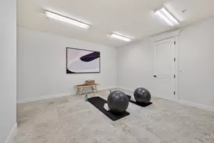 15 Jewell Pl, Hillsborough, CA 94010 - Photo 73