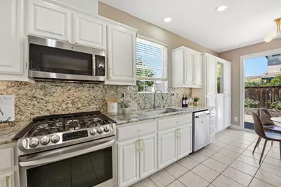 34341 Sandburg Dr, Union City, CA 94587 - Photo 15