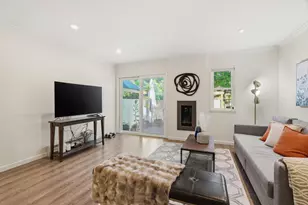 1636 Branham Ln B, San Jose, CA 95118 - Photo 3