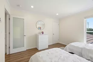 1636 Branham Ln B, San Jose, CA 95118 - Photo 17