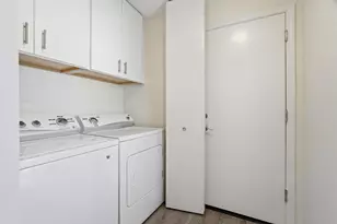 1636 Branham Ln B, San Jose, CA 95118 - Photo 25