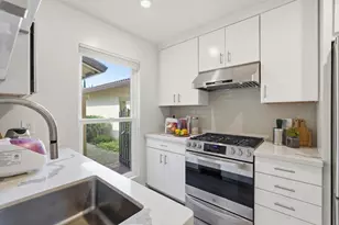 1636 Branham Ln B, San Jose, CA 95118 - Photo 9