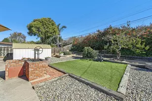 1350 Cherokee Dr, Salinas, CA 93906 - Photo 25