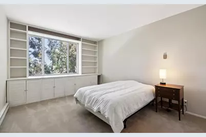 1515 Arc Way 305, Burlingame, CA 94010 - Photo 13