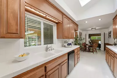 18961 Fernbrook Ct, Saratoga, CA 95070 - Photo 15
