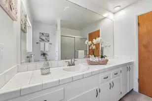18961 Fernbrook Ct, Saratoga, CA 95070 - Photo 31