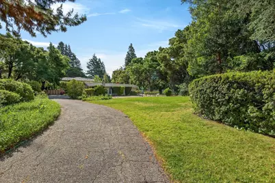 60 Ralston Rd, Atherton, CA 94027 - Photo 17