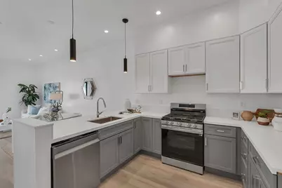 889 McLellan Dr 205, South San Francisco, CA 94080 - Photo 3