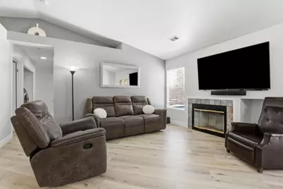 2060 Evelyns Dr, Hollister, CA 95023 - Photo 9