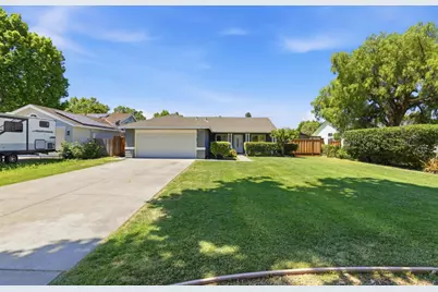 2060 Evelyns Dr, Hollister, CA 95023 - Photo 3