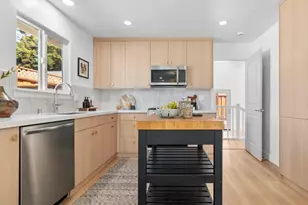 4705 Garnet St, Capitola, CA 95010 - Photo 9