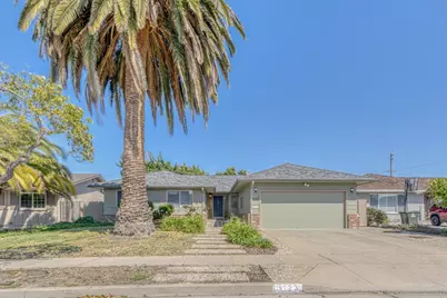 1123 San Angelo Dr, Salinas, CA 93901 - Photo 1